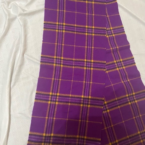 Edinburgh Lambswool Scarf - Picture 1 of 11